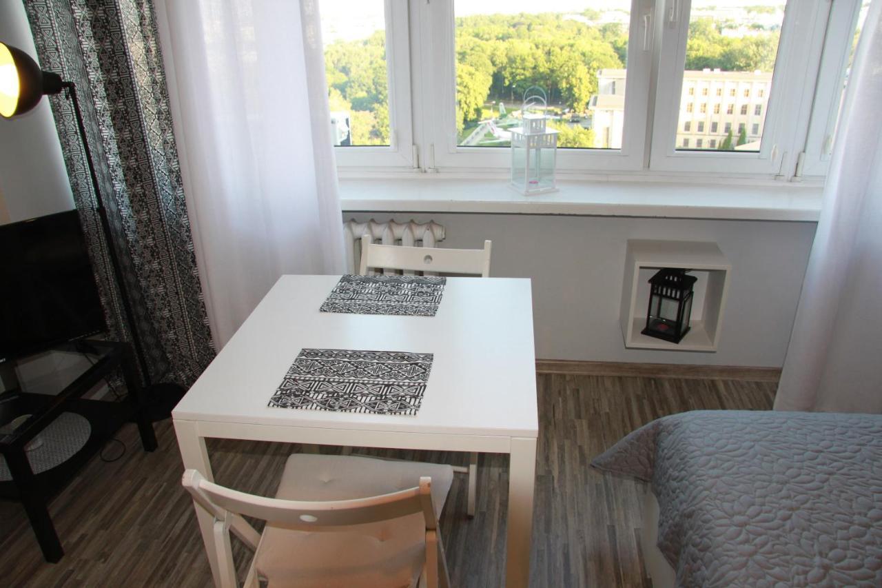 Апартаменти Smolna Tower Exclusive Варшава Екстер'єр фото